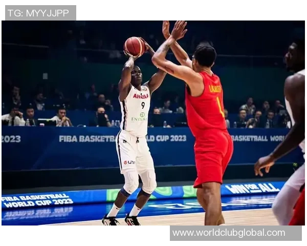 2017年男篮对阵安哥拉精彩回顾与赛场瞬间分析