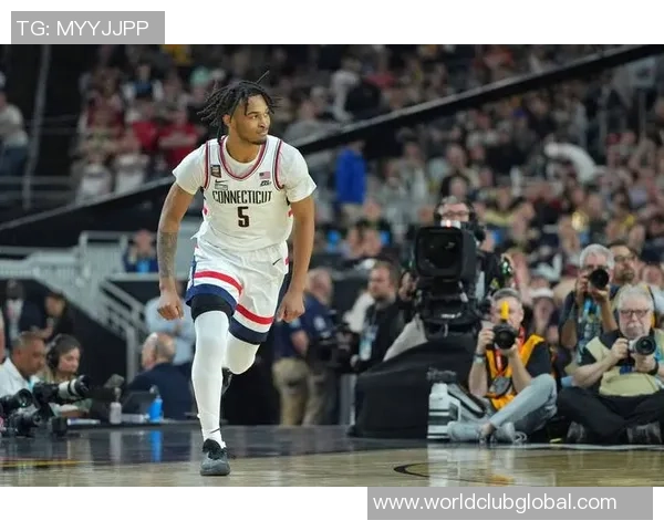 新秀与年轻球员的崛起如何改变篮球格局与未来发展趋势