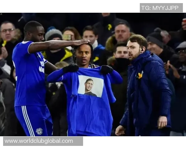 曼彻斯特城迎战哈德斯菲尔德争夺英超宝贵三分的激烈对决